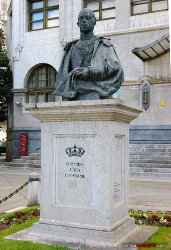 Estatua de Alfonso XIII en Santander II