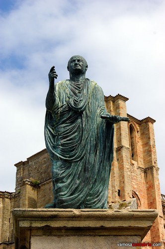 Estatua de César Vespasiano II
