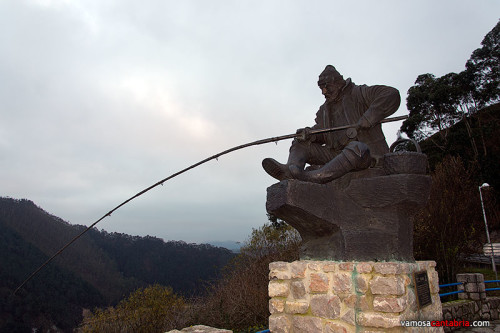 Monumento al pescador de caña