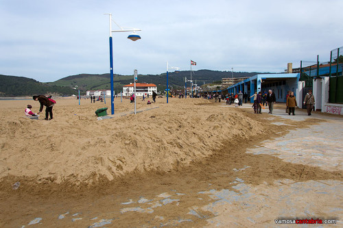 Arena en la playa de Plentzia II