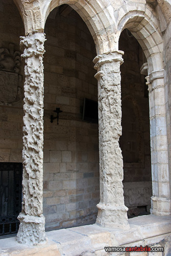 Columnas carcomidas II