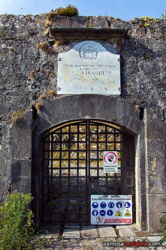 Puerta del Fuerte de El Mazo