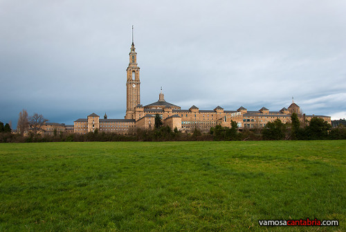 Universidad Laboral de Gijón I