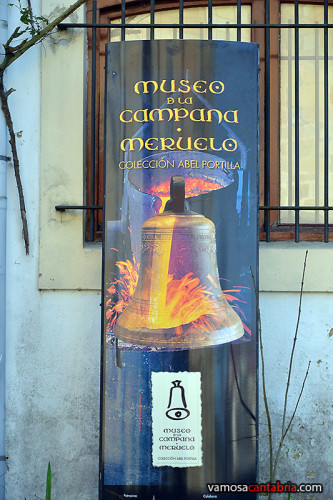 Cartel del museo de la campana