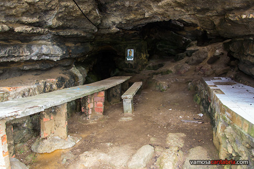 Interior de la cueva